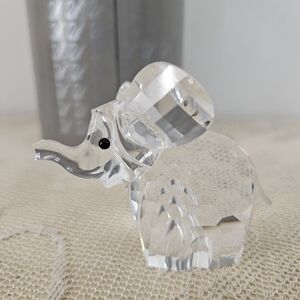 Swarovski Silver Crystal Elephant Small with Frosted Tail Original Box Retired